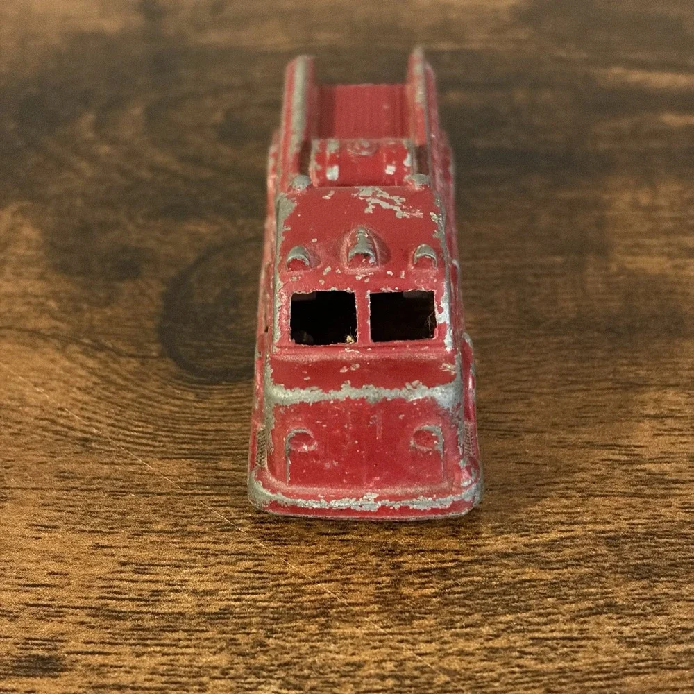 VTG 1950's Diecast Metal Midgetoy Fire Engine Pumper Truck Toy Red FD